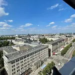 Apartment Orange 2 2xmetro Fast Wifi 50'tv Netflix Hbo Appletv+ Panorama