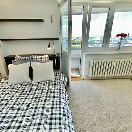 Orange 2 2xmetro Fast Wifi 50'tv Netflix Hbo Appletv+ Panorama Apartment Warsaw