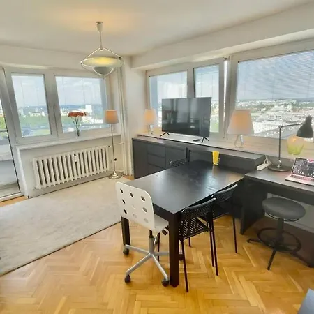 Apartment Orange 2 2xmetro Fast Wifi 50'tv Netflix Hbo Appletv+ Panorama *