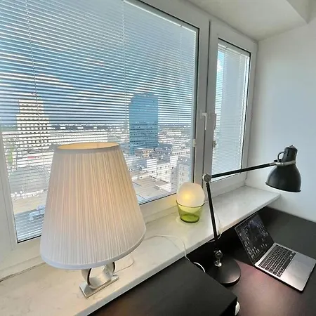 Apartment Orange 2 2xmetro Fast Wifi 50'tv Netflix Hbo Appletv+ Panorama Warsaw